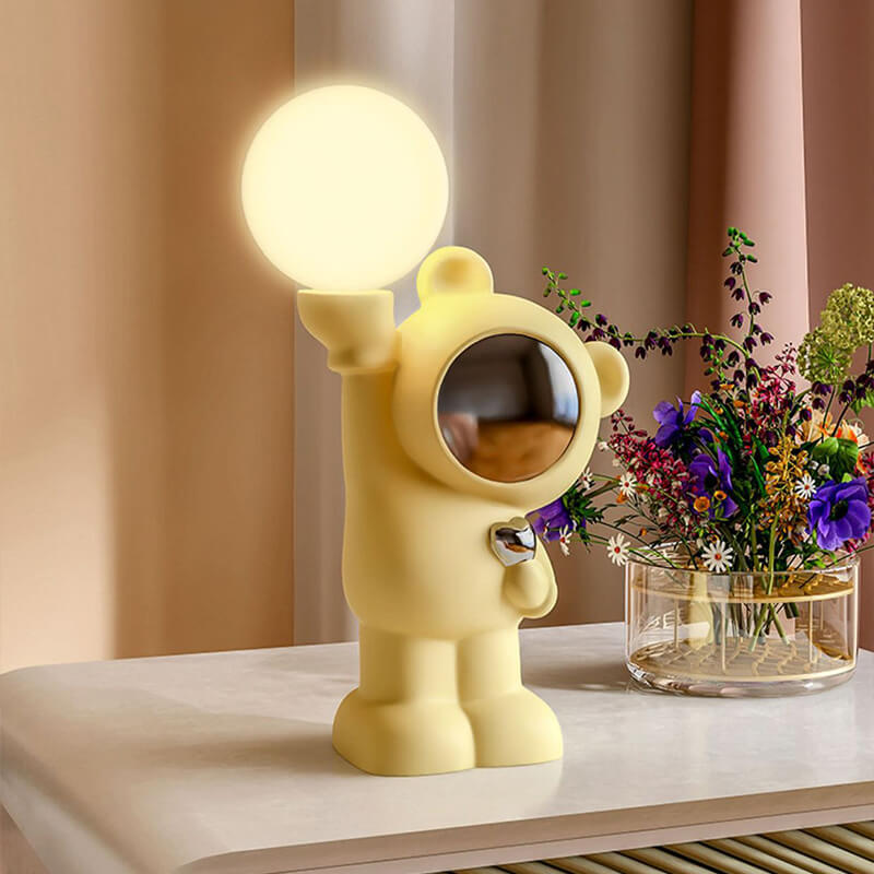 Lighteme Bigfoot Schreibtischlampe aus Kunstharz