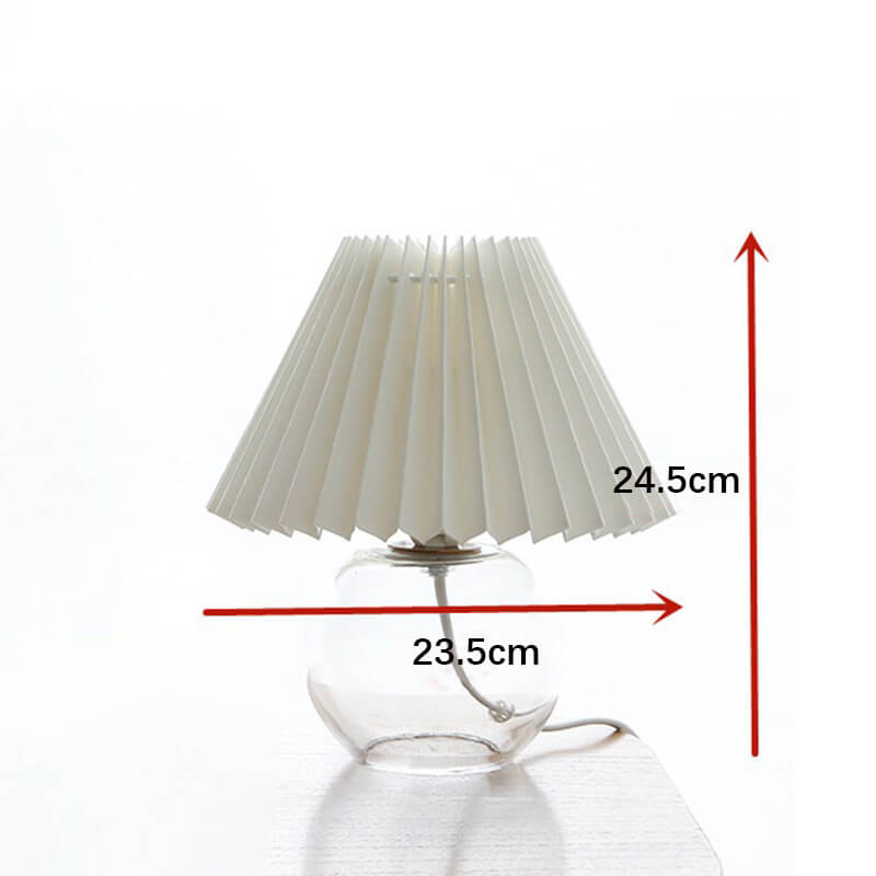 Lighteme Tischlampe mit plissiertem Glasfuß