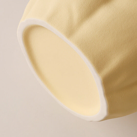 Vase en céramique à grille plissée Lighteme