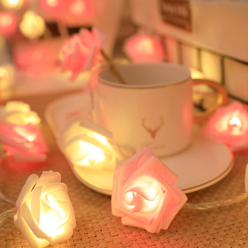 Lighteme LED-Lichterkette mit Rosenmotiv