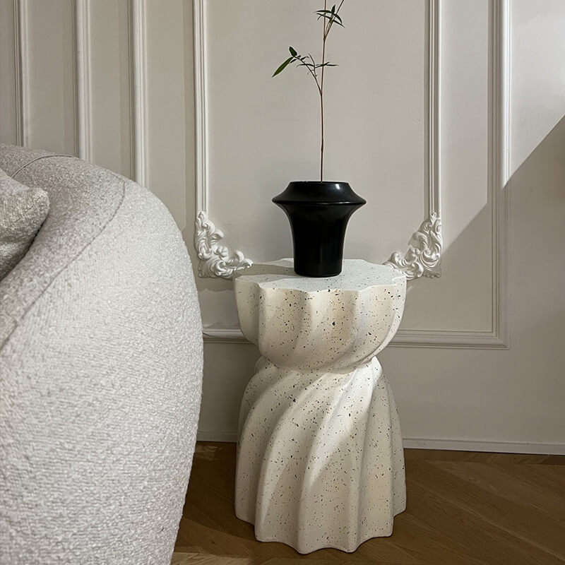 Lighteme Couchtisch mit Stauraum und abgerundeten Kanten