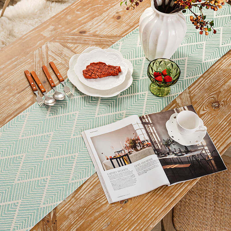 Lighteme Wavy Jute Table Runner