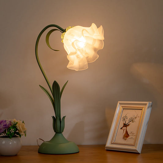 Lighteme Romantic Flower Table Lamp