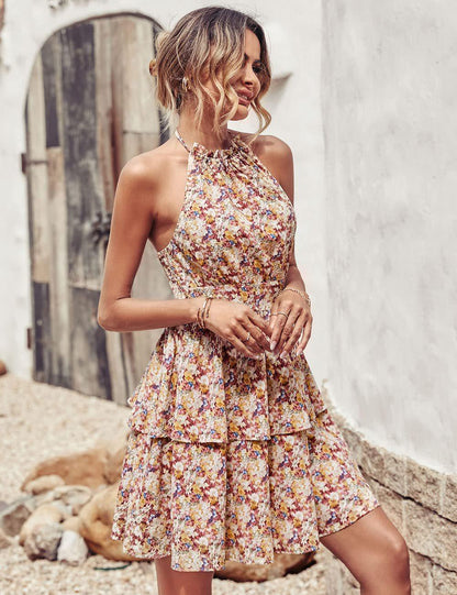 Lighteme – Sommerliches Neckholder-Kleid mit Blumenmuster, Rüschendetails und rückenfreiem Design
