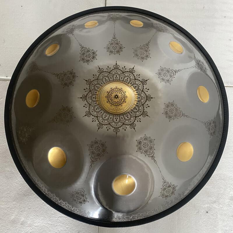 Royal Garden Individuelle F3 22 Zoll 10 Noten Edelstahl/Nitridstahl Handpan Drum mit Mandala-Muster