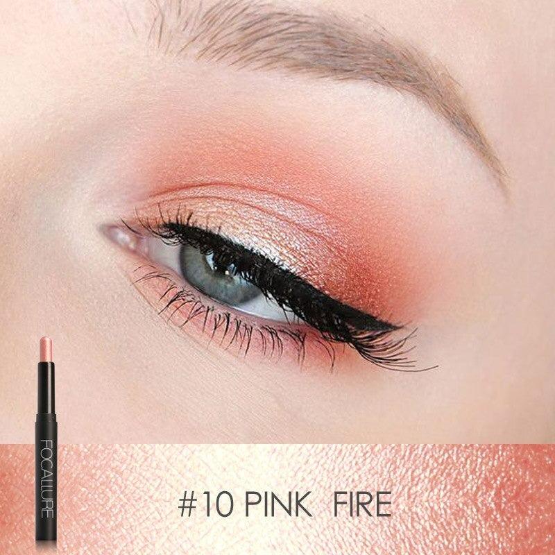 Lighteme Lidschattenstift - 1 kaufen, 1 GRATIS bekommen