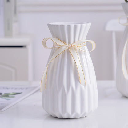 Vase en porcelaine blanche Lighteme Fashion