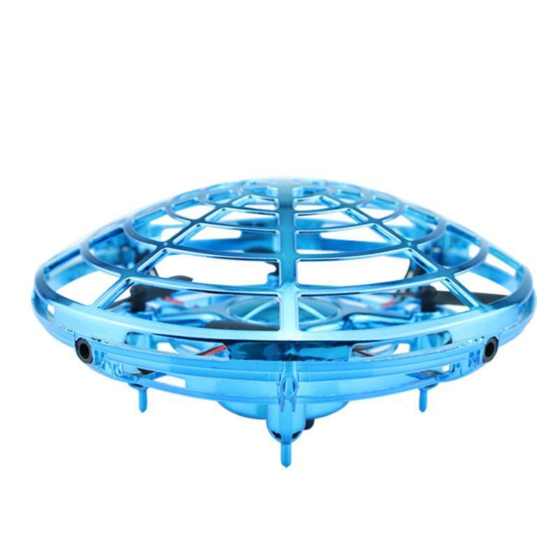 Four propellers ensure that it flies stably and keeps the balance in the air,