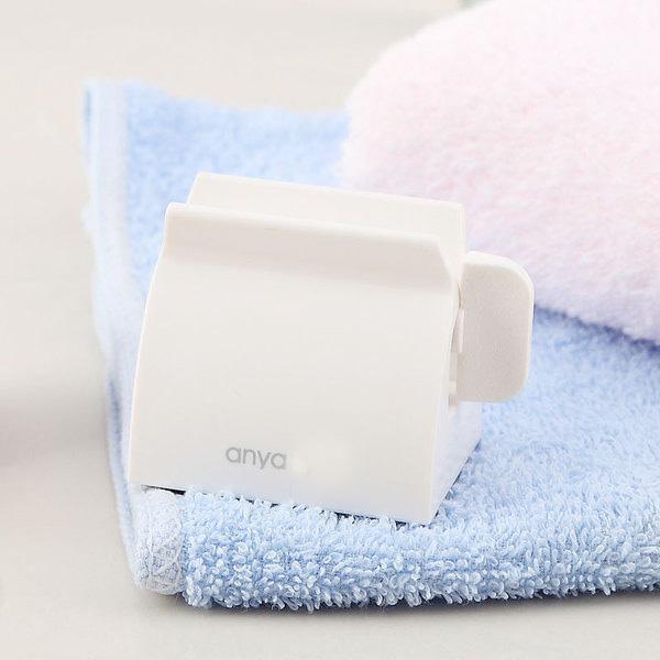 Lighteme Manual Toothpaste Squeezer