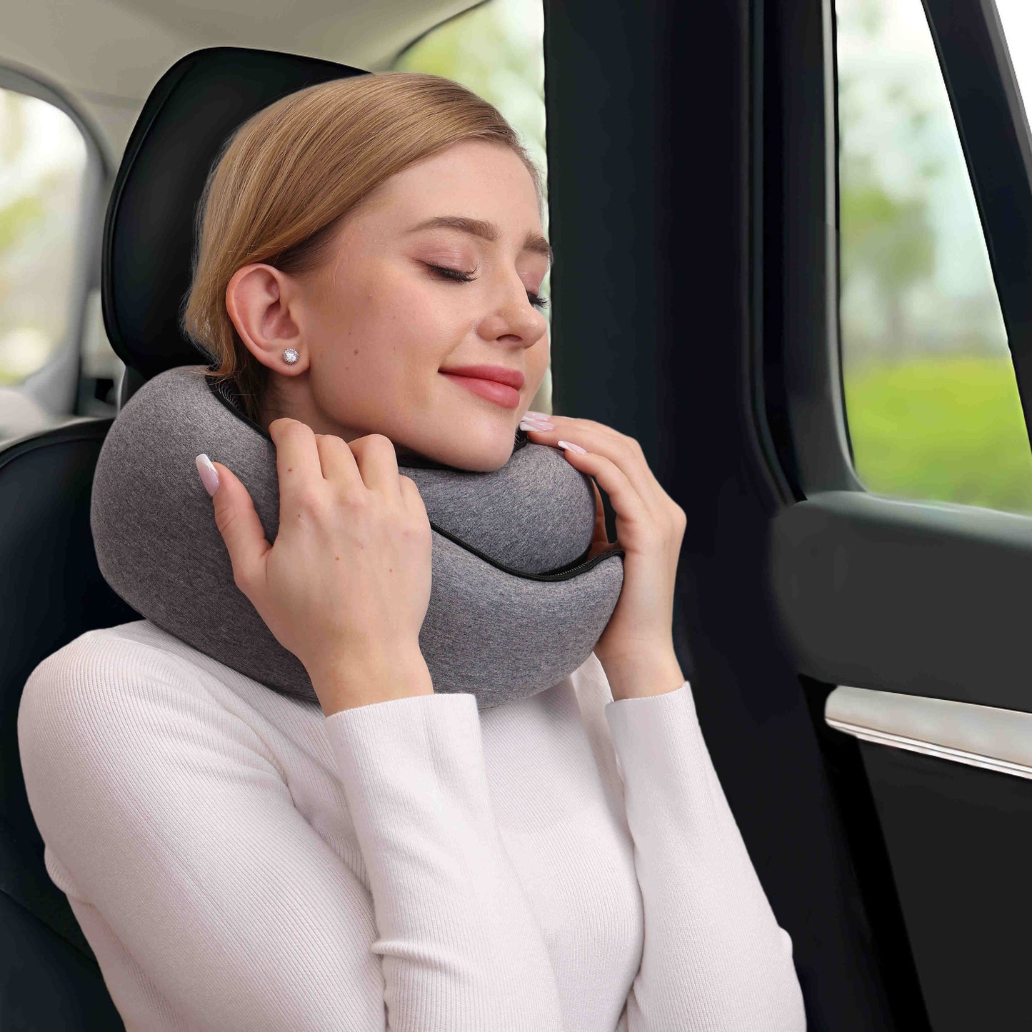 Lighteme ErgoComfort Reise-Nackenkissen für hervorragenden Halt