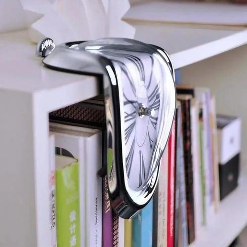 Horloge décorative en fonte Lighteme