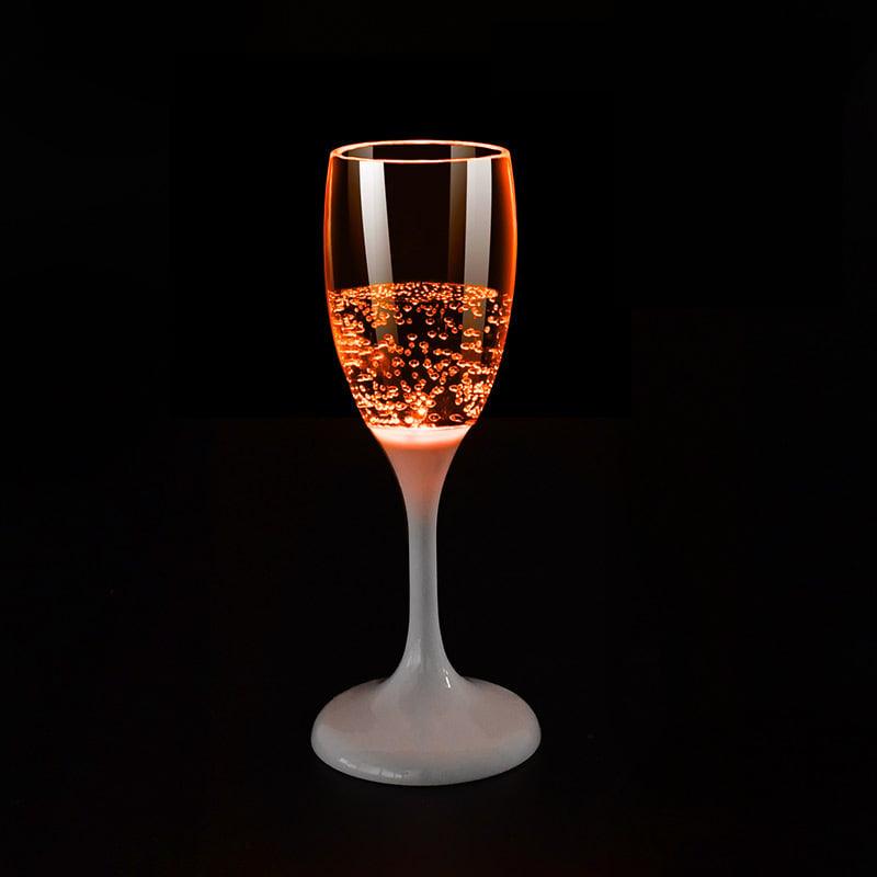 Lighteme LED-Champagnerglas | Bringen Sie mit einer funkelnden Note Licht in Ihre Feier!