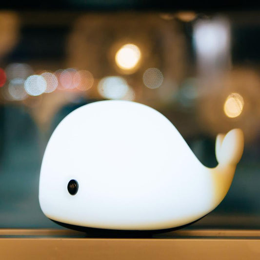 Lighteme Cute Dolphin Touch Night Light