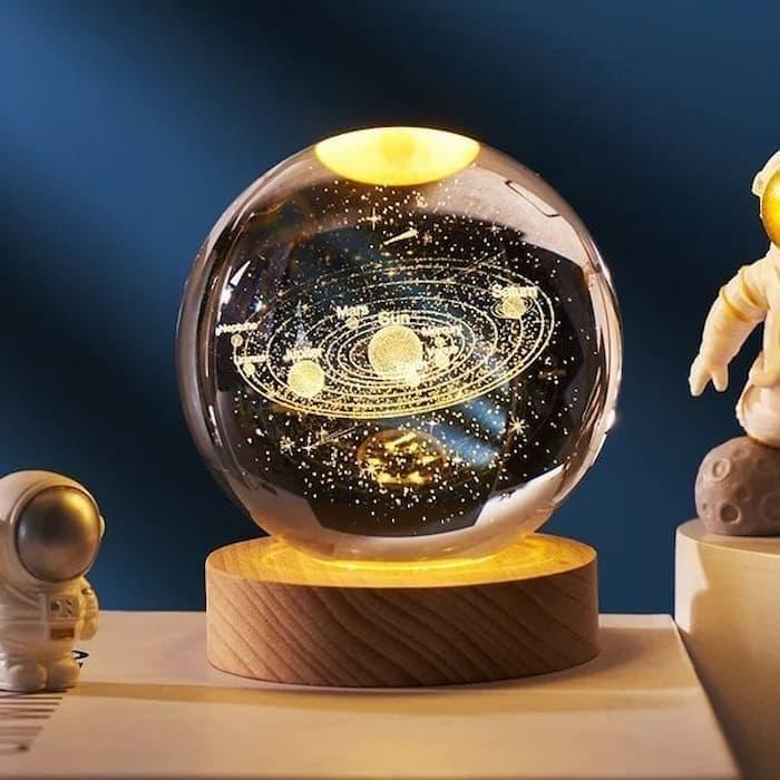 Globe de cristal lumineux 3D Lighteme - une veilleuse pas comme les autres !