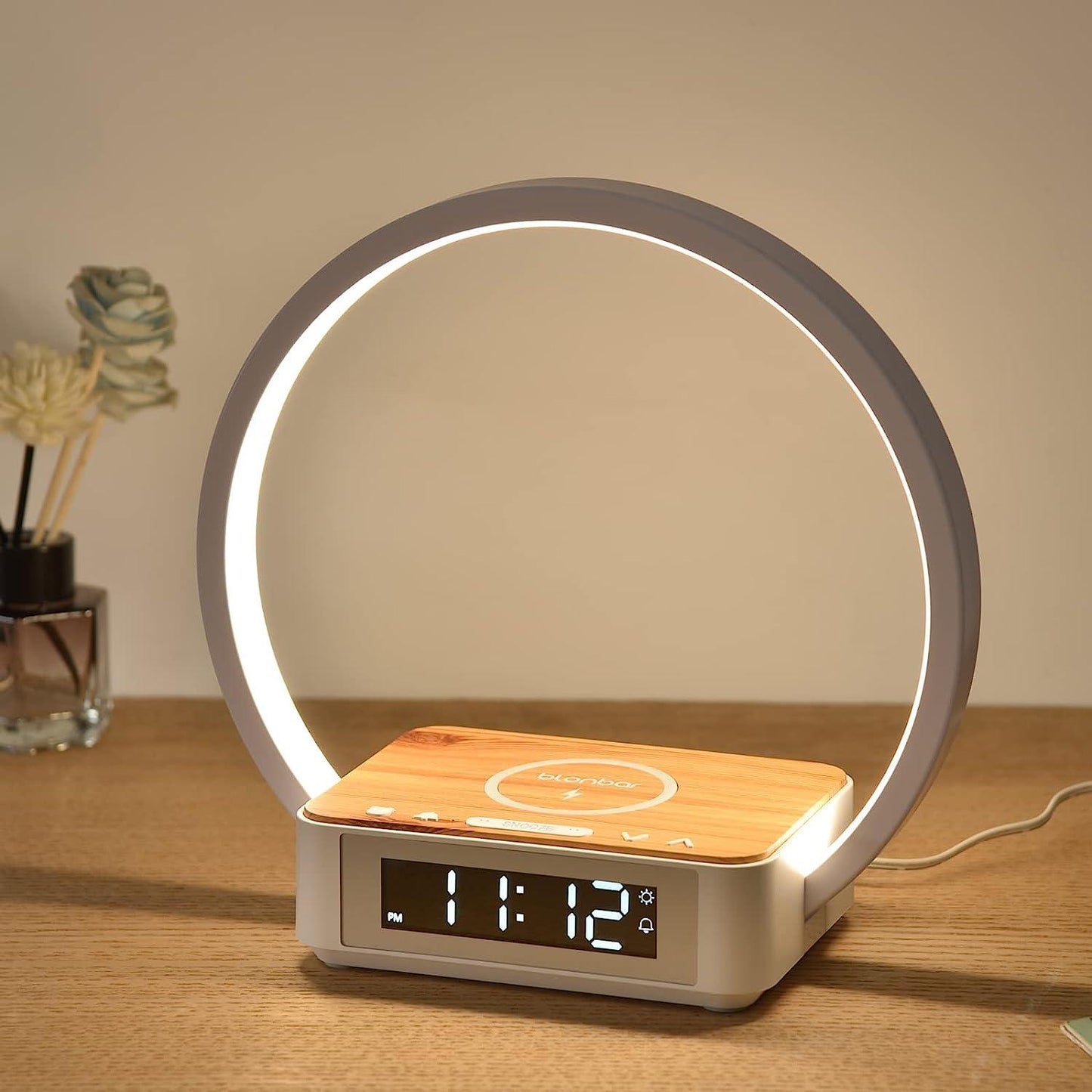 Lampe de bureau à LED avec chargeur sans fil pour téléphone portable Lighteme et réveil