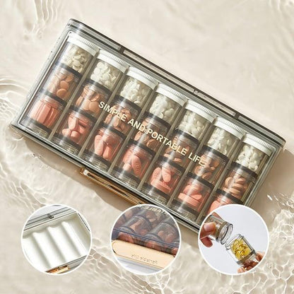 Tragbare Pillendose mit großem Fassungsvermögen von Lighteme für die Woche