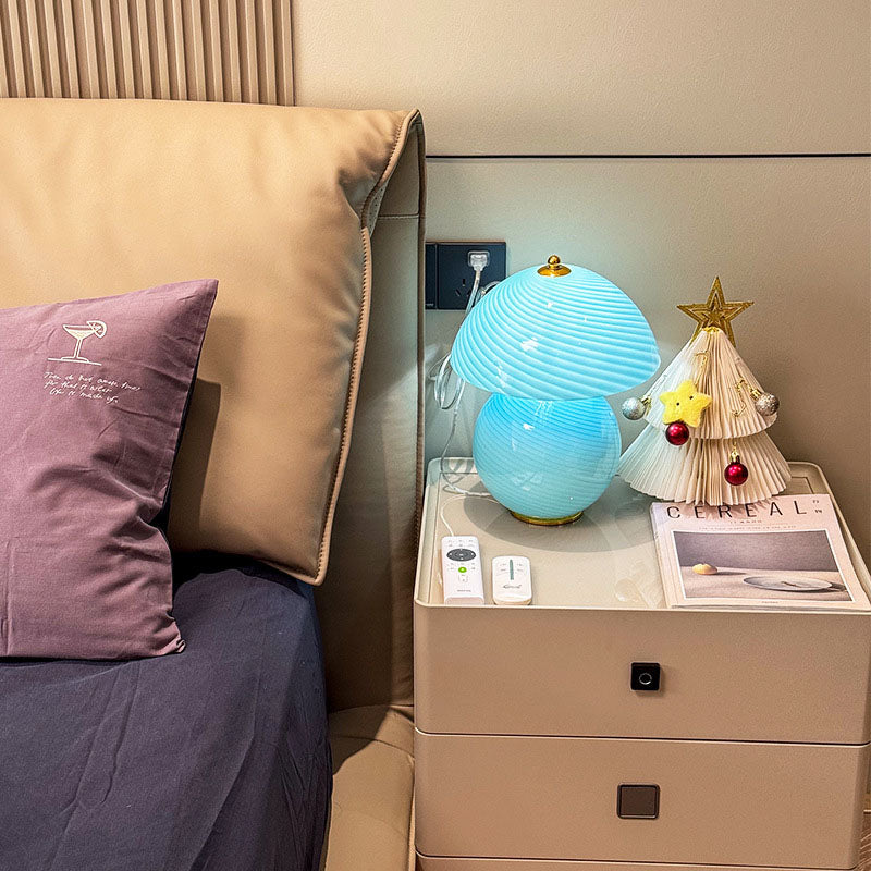 Lighteme Aquamarine Tischlampe