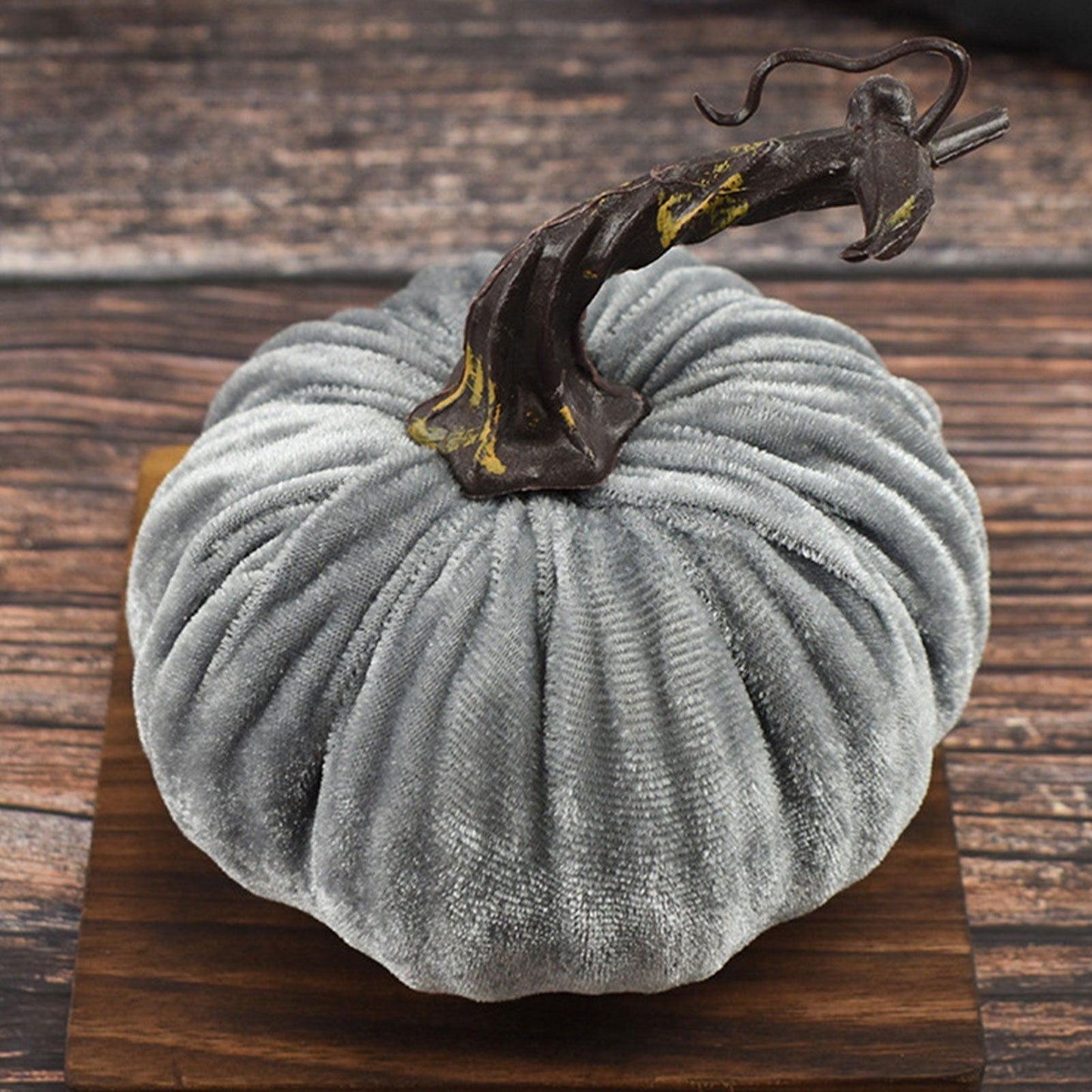 Mini citrouilles d'Halloween en velours Lighteme