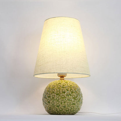 Lighteme Keramik-Tischlampe mit geschnitzter Blume