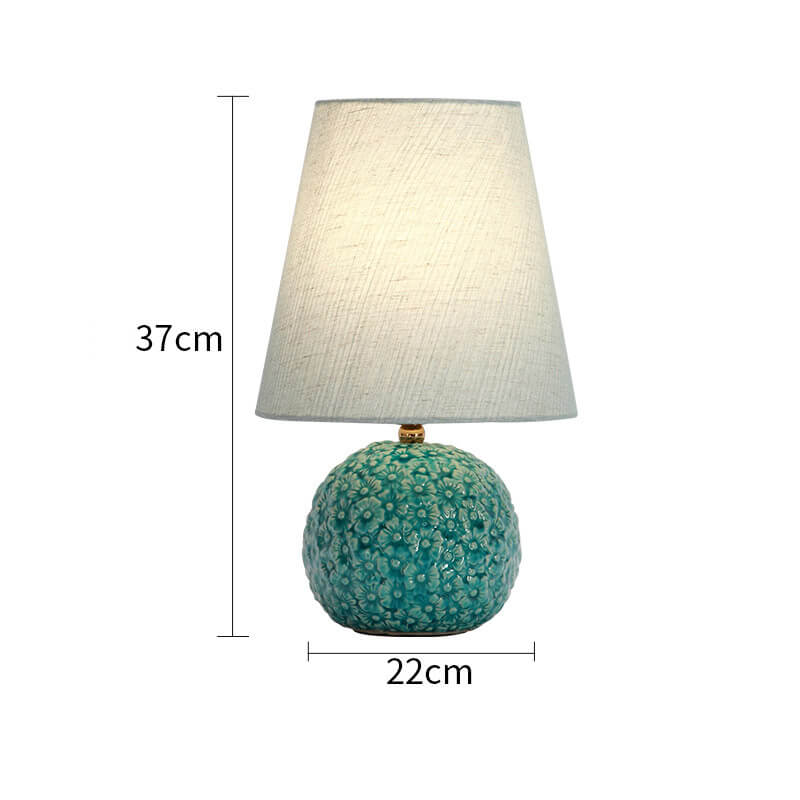 Lighteme Keramik-Tischlampe mit geschnitzter Blume