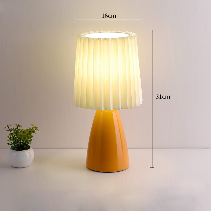 Lampe de table plissée en céramique Lighteme