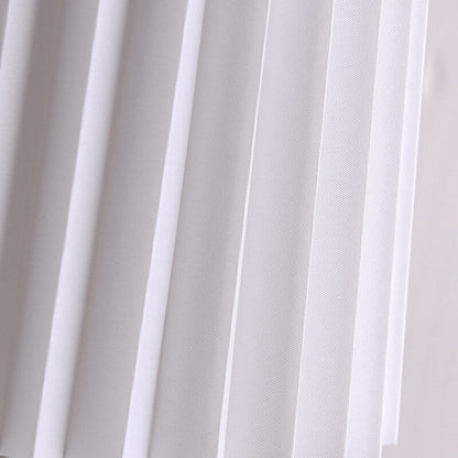 Lampe de table plissée en céramique Lighteme