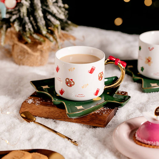 Tasses et soucoupes en céramique de Noël Lighteme