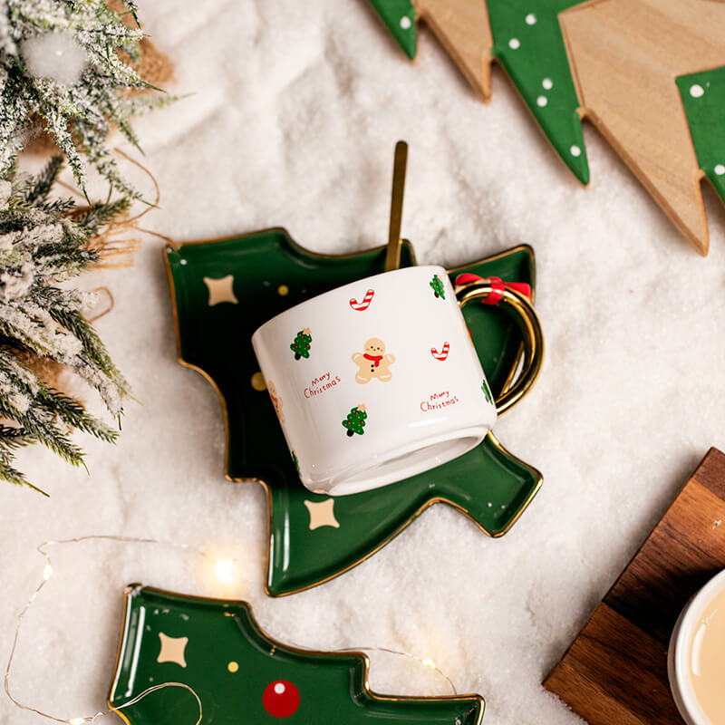 Tasses et soucoupes en céramique de Noël Lighteme