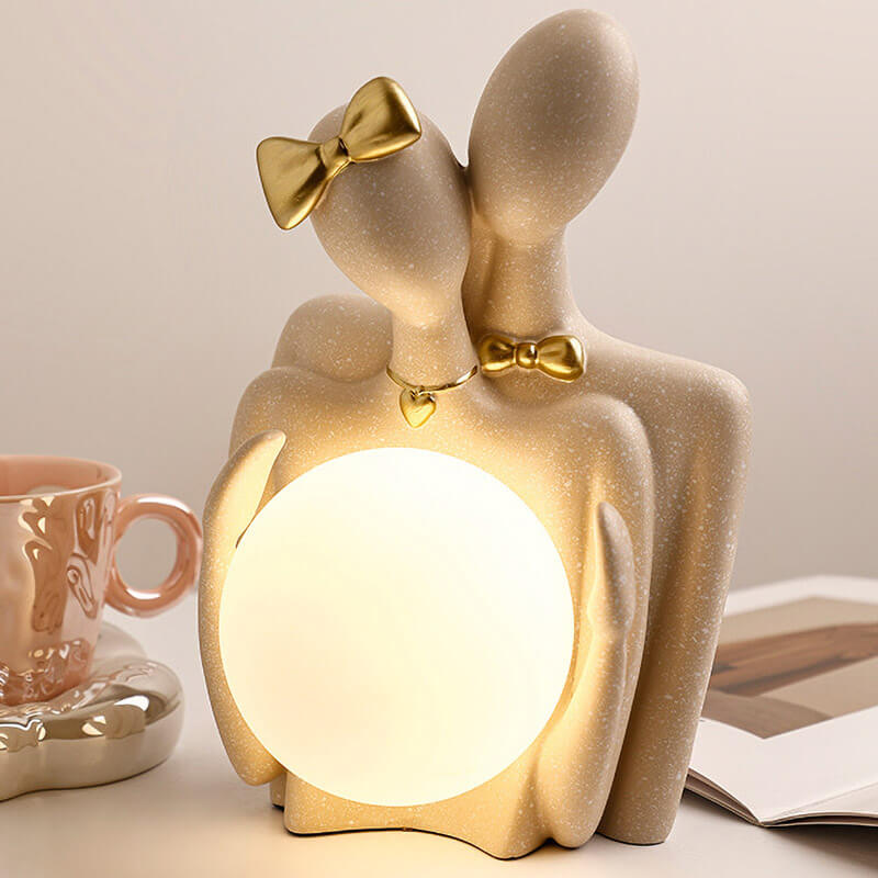 Lighteme Paar hält Mondlampe-Ornamente