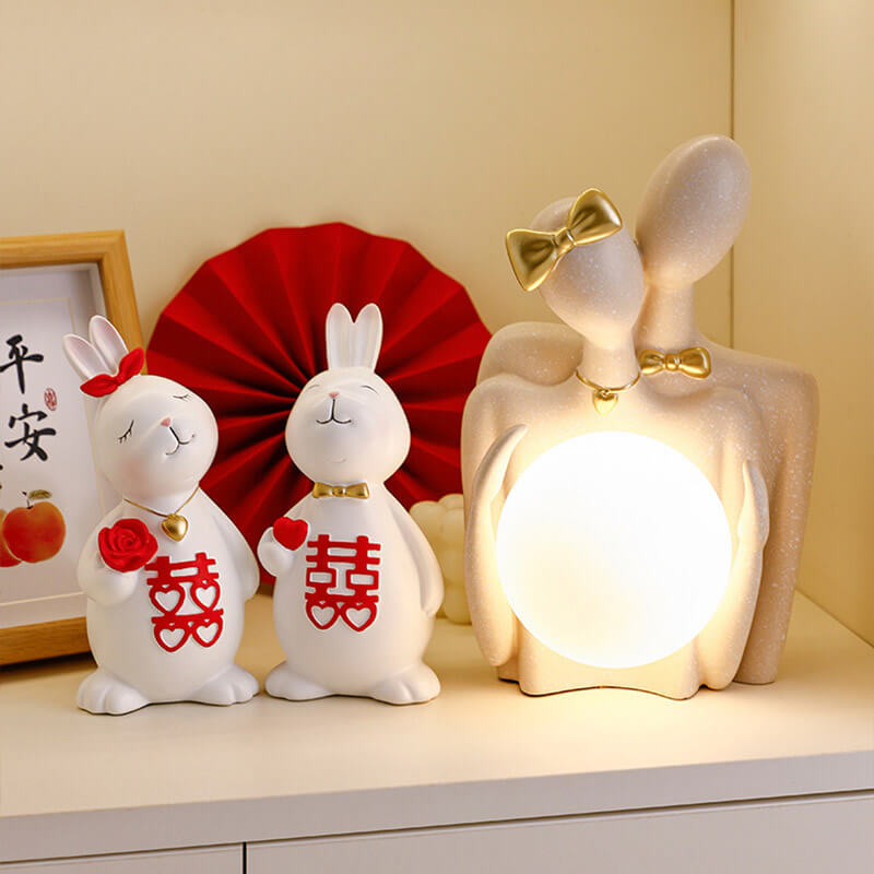 Lighteme Paar hält Mondlampe-Ornamente