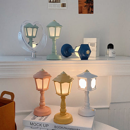 Lighteme Kreative Nachtlampe in Straßenlaternenform