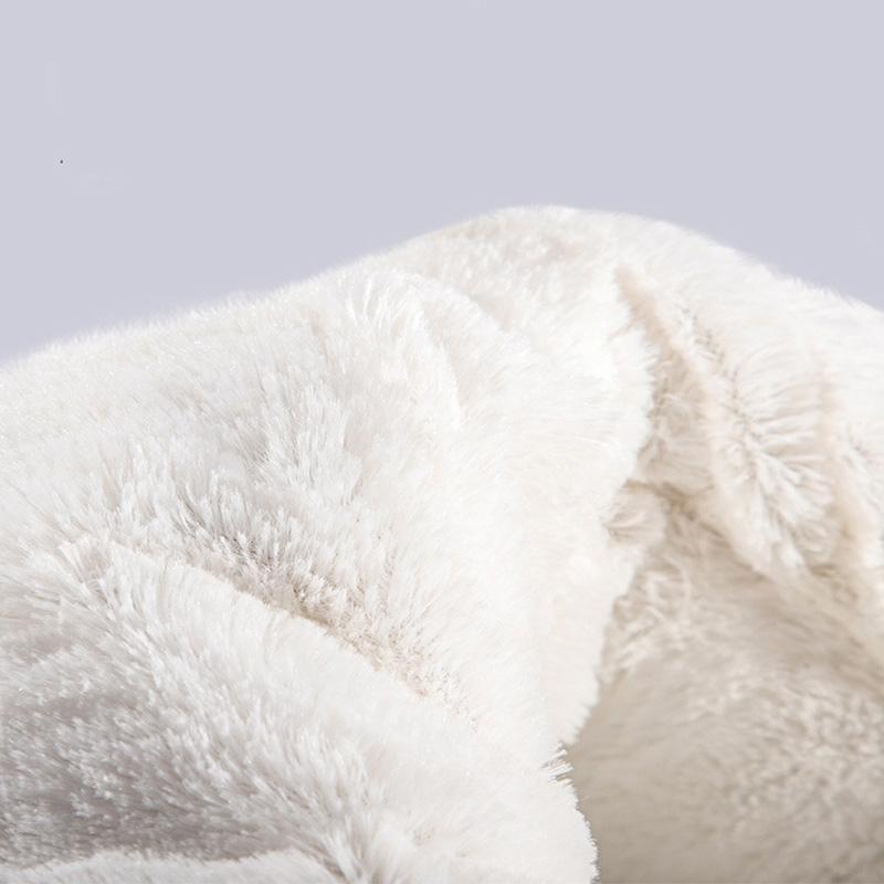 Lighteme Cute Shoe Shape Pet Bed (3 colors & 2 sizes)