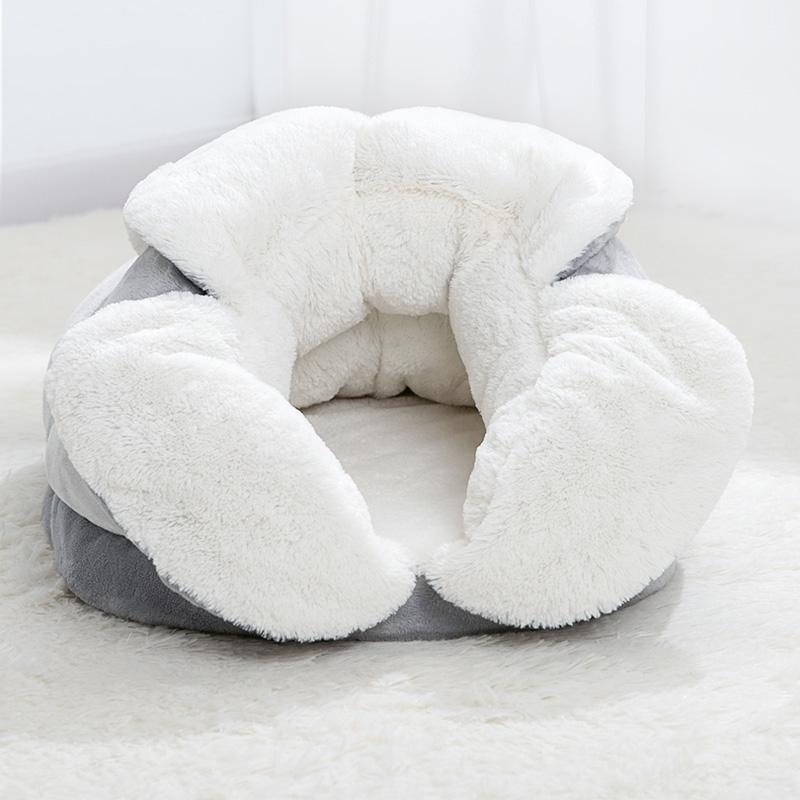 Lighteme Cute Shoe Shape Pet Bed (3 colors & 2 sizes)