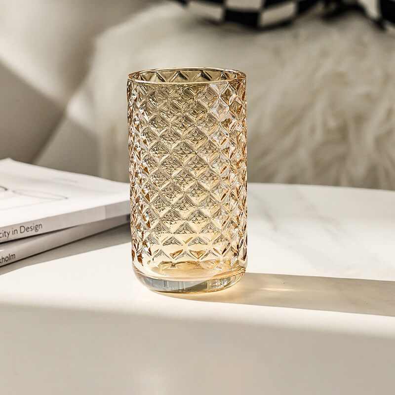 Lighteme – Geprägter gerippter Glasbecher