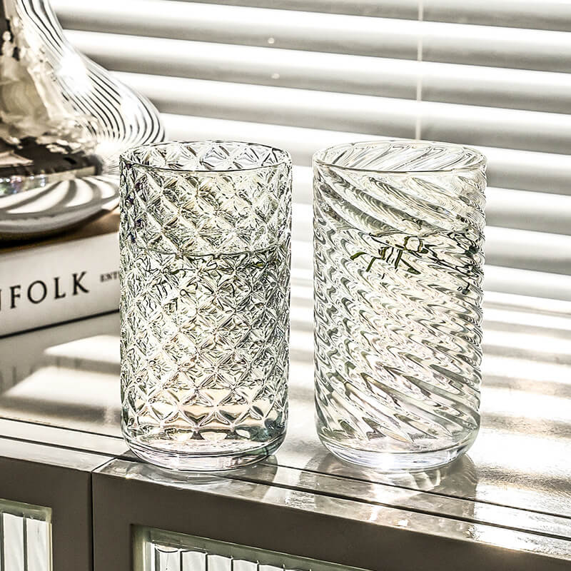 Lighteme – Geprägter gerippter Glasbecher