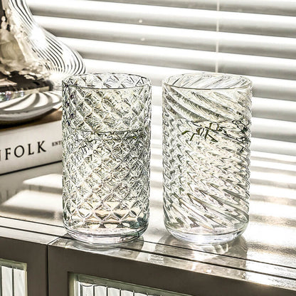 Lighteme – Geprägter gerippter Glasbecher
