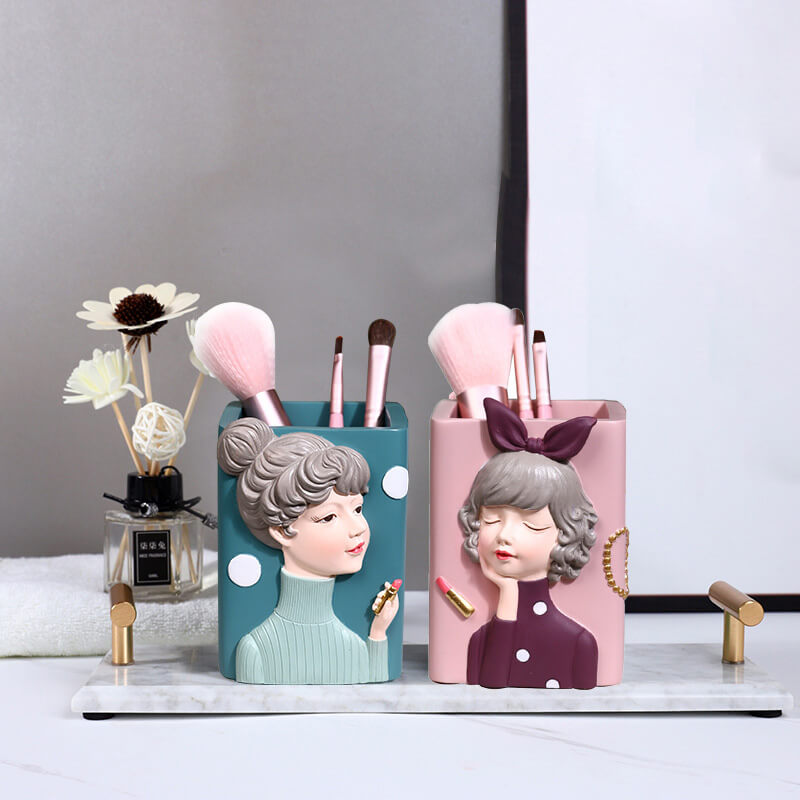 Lighteme Fashionable Girl Resin Storage
