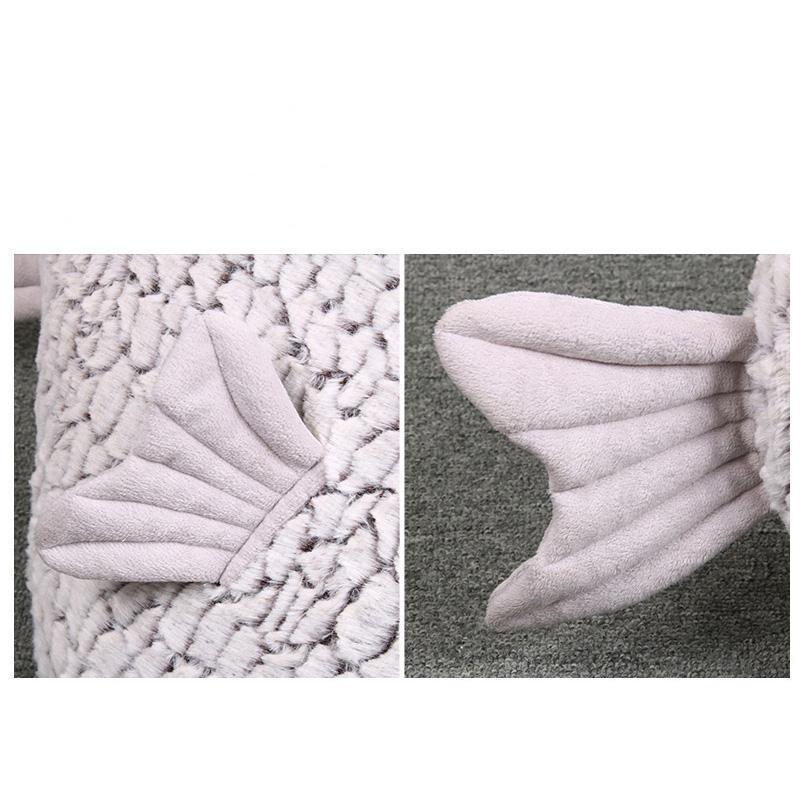 Lighteme Fish Shape Resilient Cat House (2 sizes)