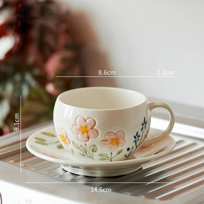 Lighteme Keramiktasse und Untertasse mit Blumendruck