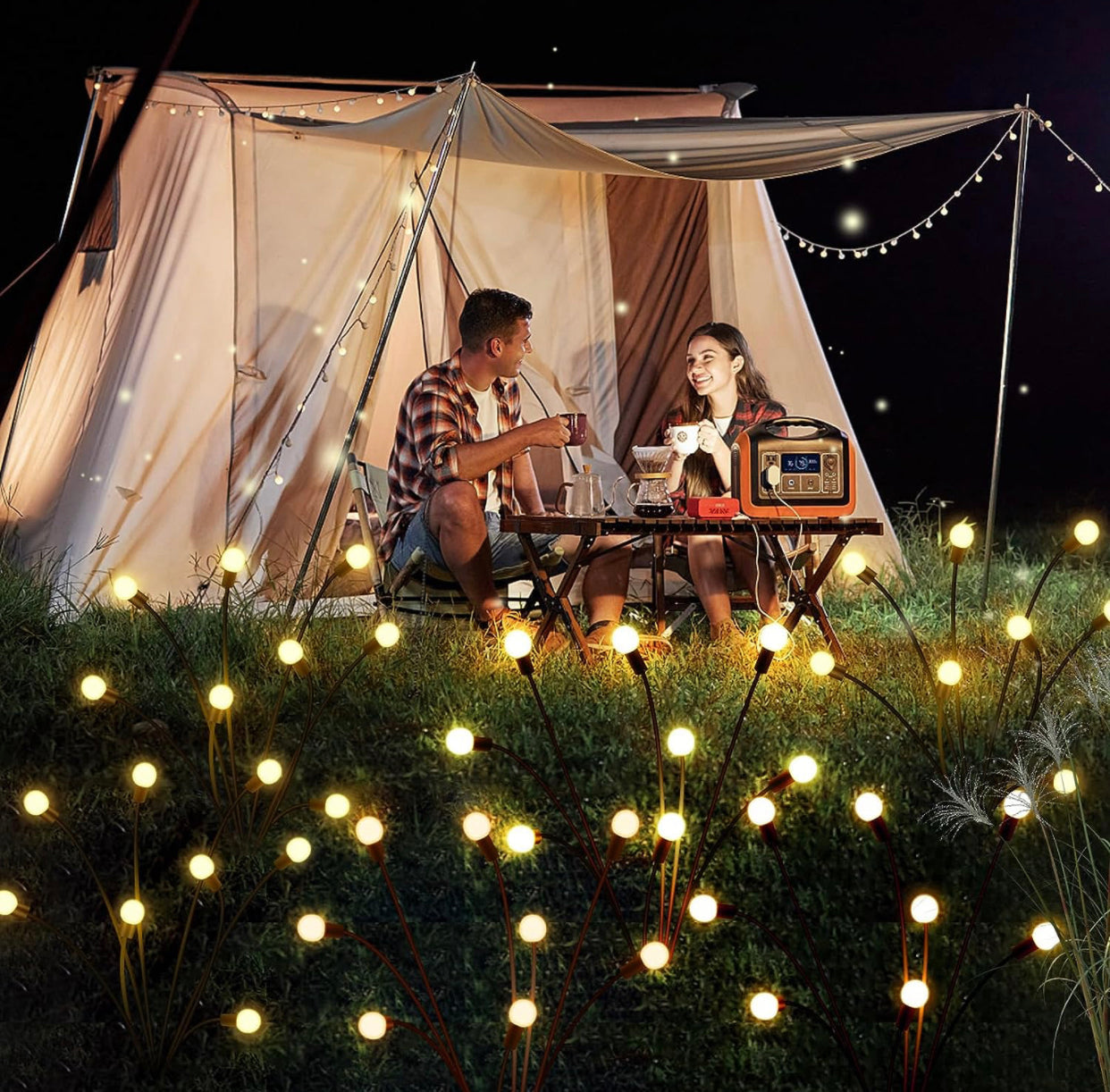Lot de 4 lampes solaires Lighteme FireFly améliorées à 8 LED - Blanc chaud 