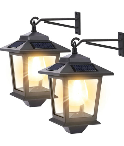 Lot de 2 lanternes murales solaires Lighteme en aluminium avec ampoule remplaçable, 4 panneaux solaires et antirouille
