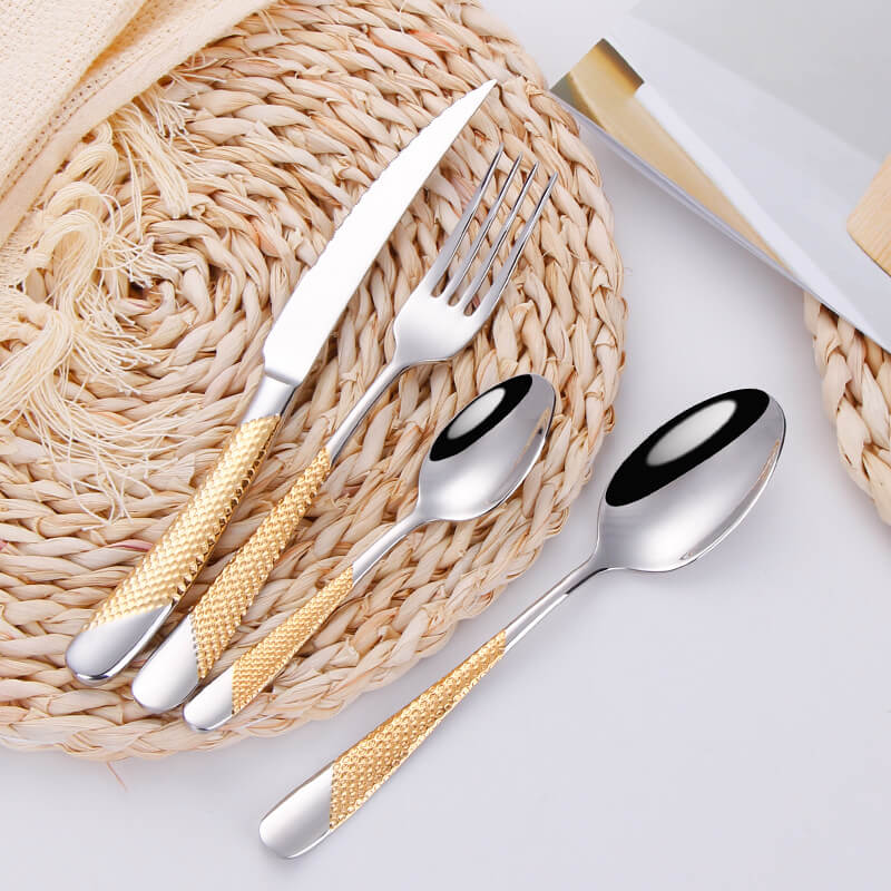 Lighteme Light Luxury Gold Geschirrset, 4-teilig