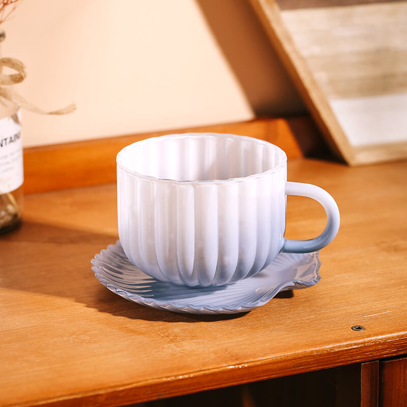 Tasse et soucoupe en verre dégradé Lighteme