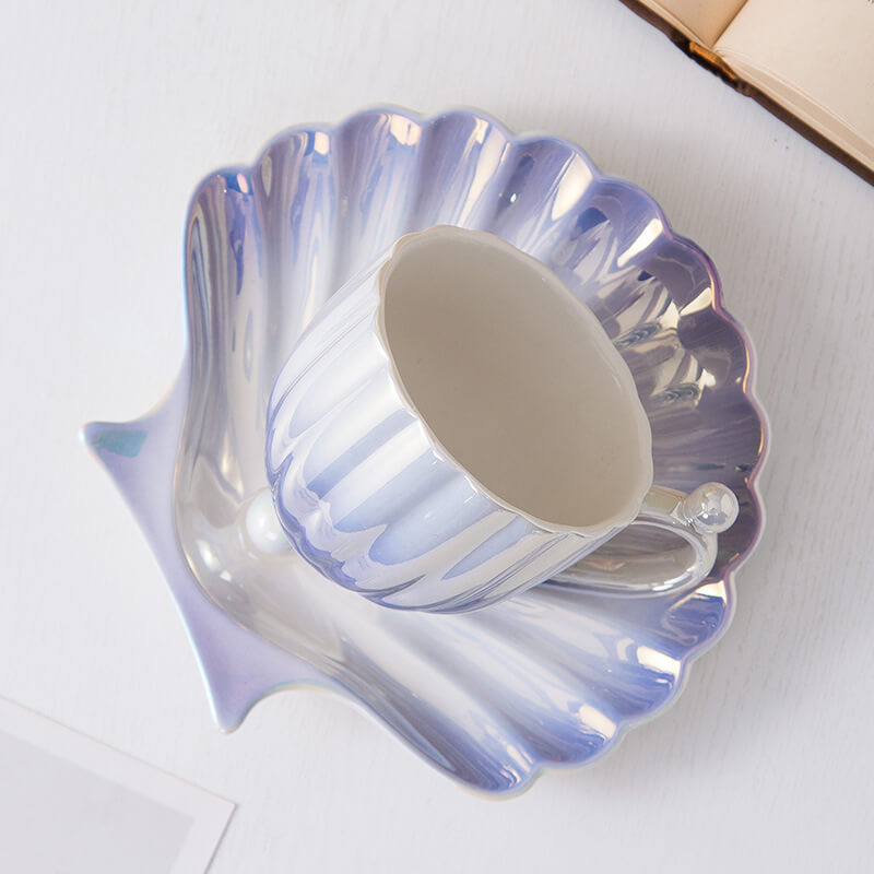 Lighteme Tasse und Untertasse mit Perlen-Muschelmuster und Farbverlauf