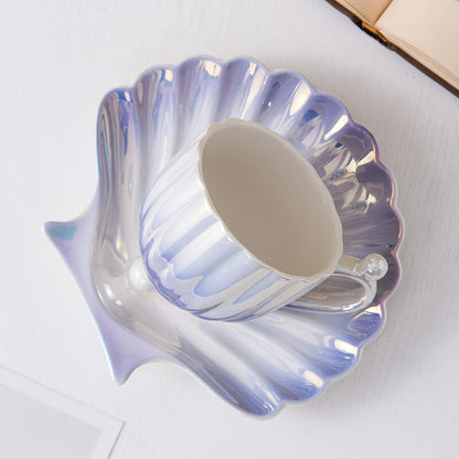 Lighteme Tasse und Untertasse mit Perlen-Muschelmuster und Farbverlauf