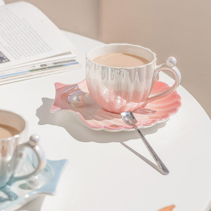 Lighteme Tasse und Untertasse mit Perlen-Muschelmuster und Farbverlauf