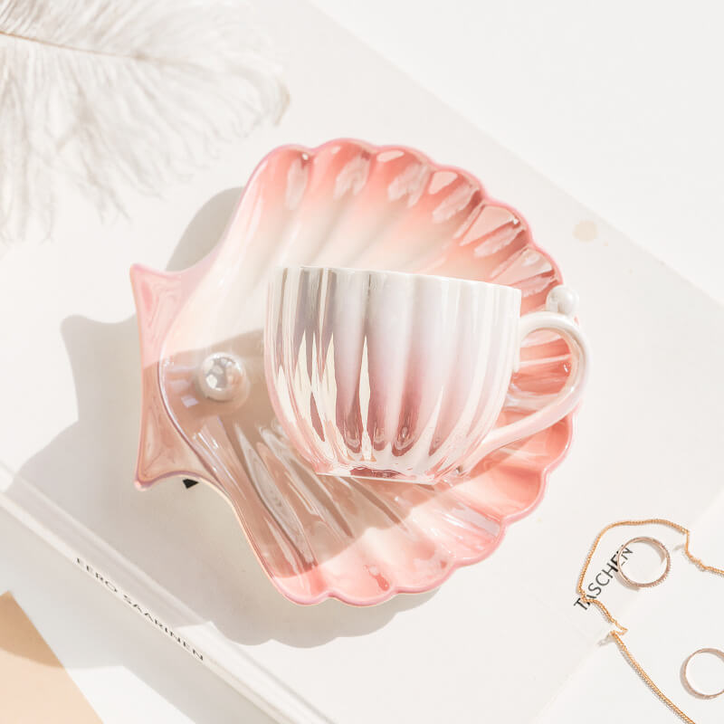 Lighteme Tasse und Untertasse mit Perlen-Muschelmuster und Farbverlauf