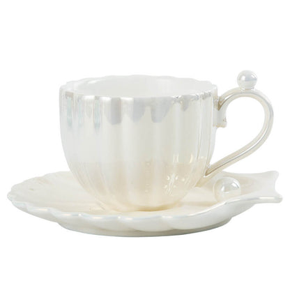 Lighteme Tasse und Untertasse mit Perlen-Muschelmuster und Farbverlauf