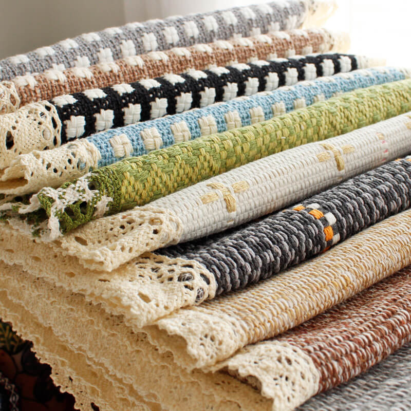 Chemin de table Lighteme Grid en coton macramé