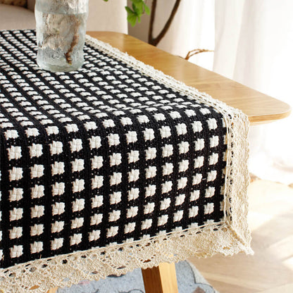 Chemin de table Lighteme Grid en coton macramé